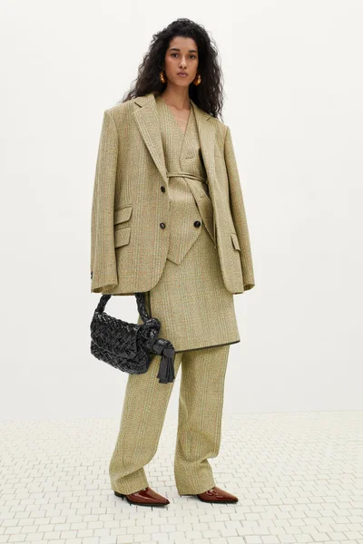 Look 8
